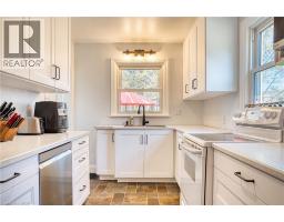 487 YORK Avenue N - 22