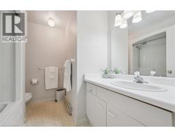 219 KINGSWOOD Drive UnitNo. 41 - 21