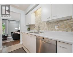 219 KINGSWOOD Drive UnitNo. 41 - 8