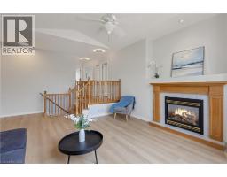 205 HOLBEACH Crescent - 17