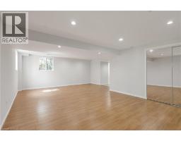 205 HOLBEACH Crescent - 26