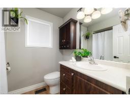 35 HOLLINRAKE Avenue - 17