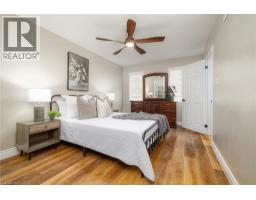 35 HOLLINRAKE Avenue - 18