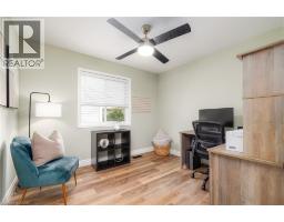 35 HOLLINRAKE Avenue - 21