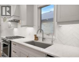 11 KEBA Crescent - 14