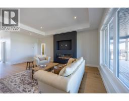 34 ANDREW Avenue - 19