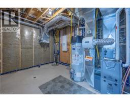 34 ANDREW Avenue - 30