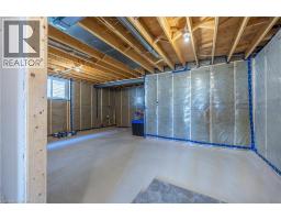 34 ANDREW Avenue - 31