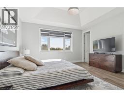 11 SECINARO Avenue - 24