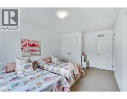 84 COOKE Avenue - 37