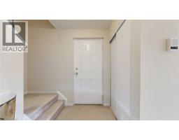 950 HIGHLAND Road W UnitNo. 6 - 21