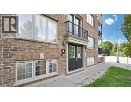 950 HIGHLAND Road W UnitNo. 6 - 3
