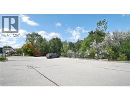 950 HIGHLAND Road W UnitNo. 6 - 43