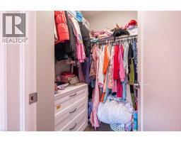 34 NIESON Street - 33
