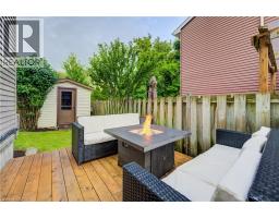 19 HILLBROOK Crescent - 23