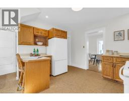 78 ALLEN Street E - 18