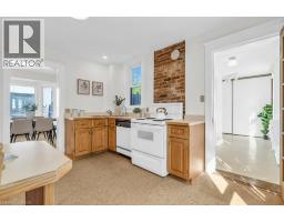 78 ALLEN Street E - 19