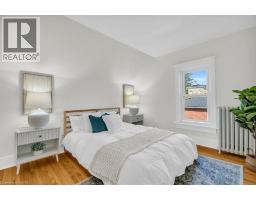 78 ALLEN Street E - 24