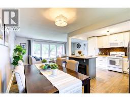 20 TAYLOR Crescent - 18