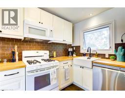 20 TAYLOR Crescent - 21
