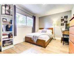 20 TAYLOR Crescent - 27