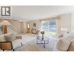 26 LEWIS Crescent - 11