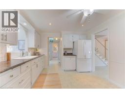 26 LEWIS Crescent - 22