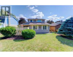 26 LEWIS Crescent - 37