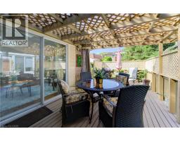 26 LEWIS Crescent - 41