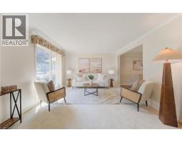 26 LEWIS Crescent - 7