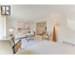 26 LEWIS Crescent - 8