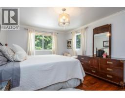 500 FOXHILL Place - 25