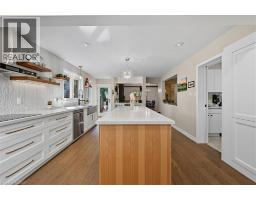 275 GREENBRIAR Road - 17