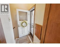 136 FAIRWAY Road N - 23
