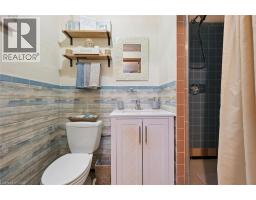 136 FAIRWAY Road N - 35