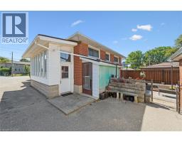 136 FAIRWAY Road N - 37