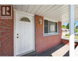 136 FAIRWAY Road N - 5