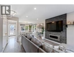 28 HOLLINRAKE Avenue - 10