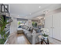 28 HOLLINRAKE Avenue - 13