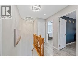 28 HOLLINRAKE Avenue - 21