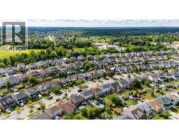 28 HOLLINRAKE Avenue - 49