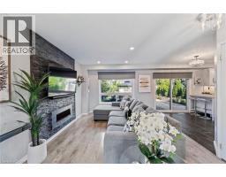 28 HOLLINRAKE Avenue - 9