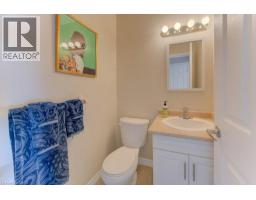 476 KINGSCOURT Drive UnitNo. 15 - 17