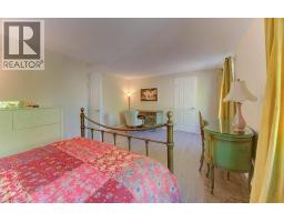 476 KINGSCOURT Drive UnitNo. 15 - 22
