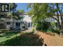 476 KINGSCOURT Drive UnitNo. 15 - 27