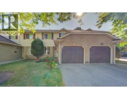476 KINGSCOURT Drive UnitNo. 15 - 3