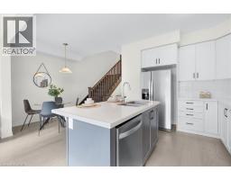 64 GRASSBOURNE Avenue - 10