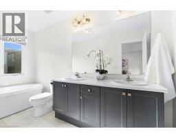 64 GRASSBOURNE Avenue - 26