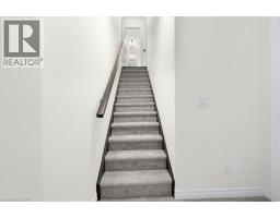 64 GRASSBOURNE Avenue - 36
