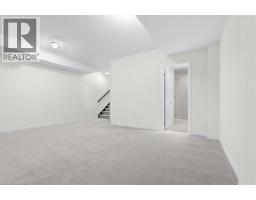 64 GRASSBOURNE Avenue - 38